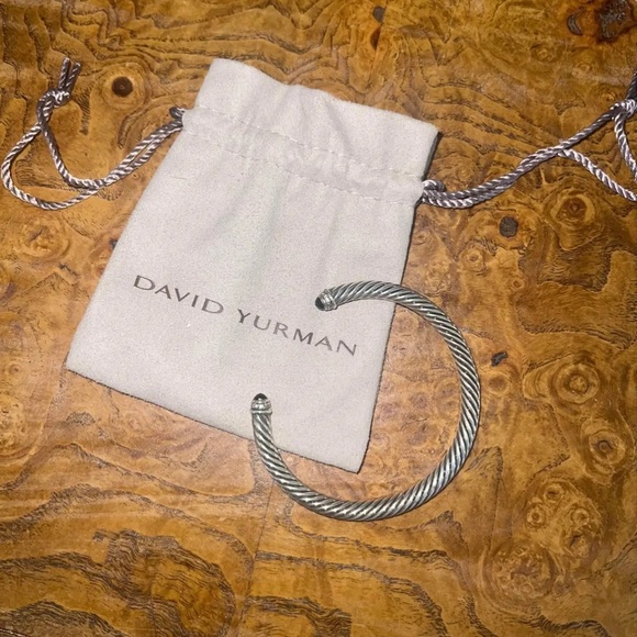 David Yurman Black Onyx/Dimond bangle bracelet!